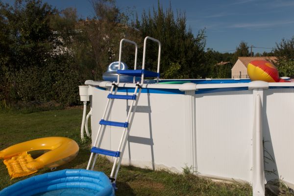 Grow your Vinyl Pool Repair business